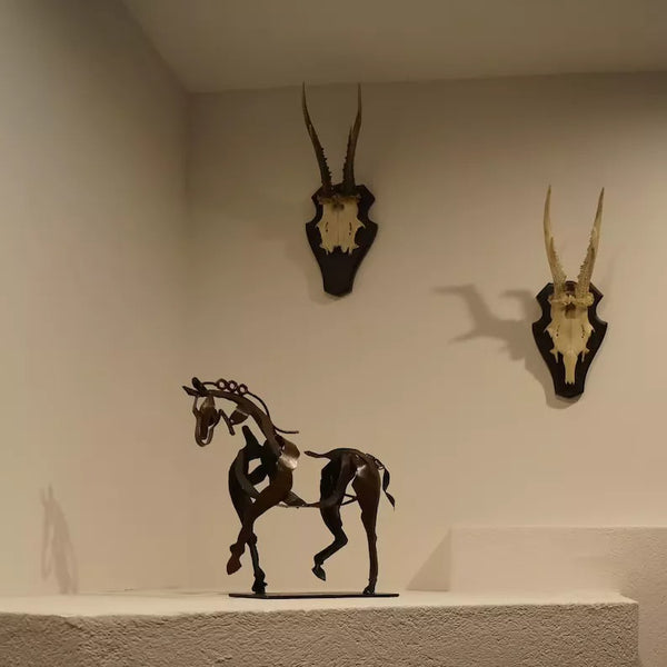 Horse sculpture Adonis